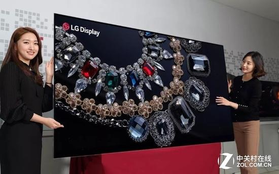 LG&nbsp;Display展示的8K&nbsp;OLED电视实机