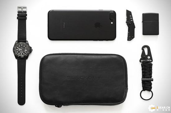 图片[1]-RFID Faraday便携包拦截所有射频识别信号保护个人安全