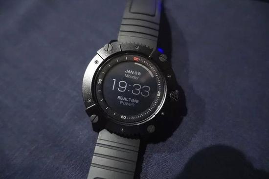 PowerWatch X(图片来自网络)