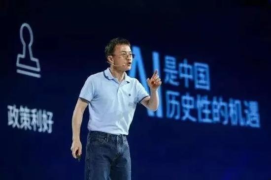 百度强势复苏,转型人工智能-锋巢网