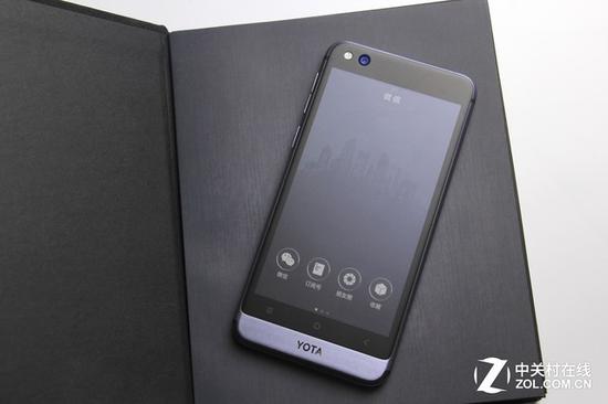 yota3:YOTA3墨知版评测:有它还要什么Kindle? 墨水屏玩微信