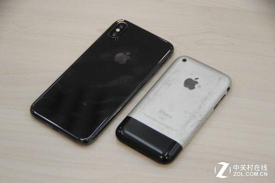 iPhoneX与iPhone初代对比