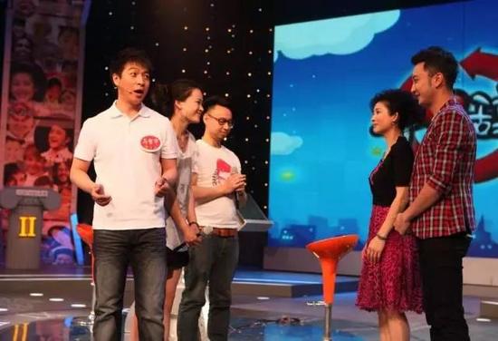 《开心辞典》为代表的电视竞答综艺，成为在线竞答模式来源