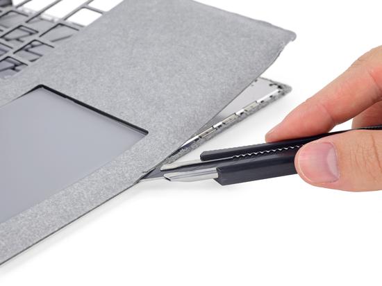 (Surface Laptop 几乎无法维修,图片来源:iFixit)