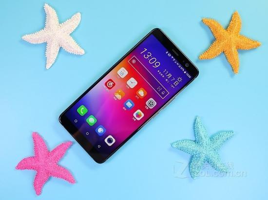 HTC新旗舰U12曝光 磨砂白版本值得期待(图为HTC U11+)