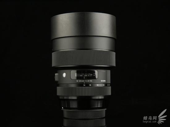 适马14-24mm f/2.8 HSM Art正面+镜头盖