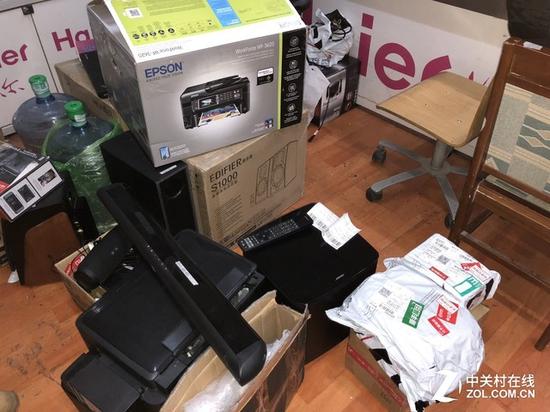 偷天陷阱 暗访机械师售后屏幕被人为掉包
