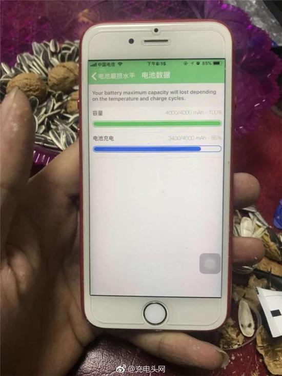 双电池手机:网友将苹果iPhone6s暴改为双电池:4000mAh续航翻倍