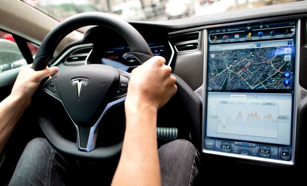  ��˹���Զ���ʻ����