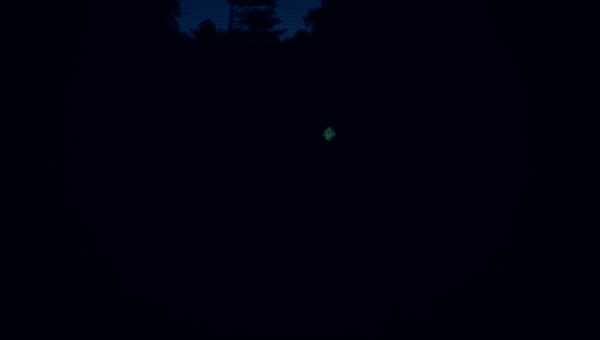 ▲ 据说夜越黑,衣服就越亮