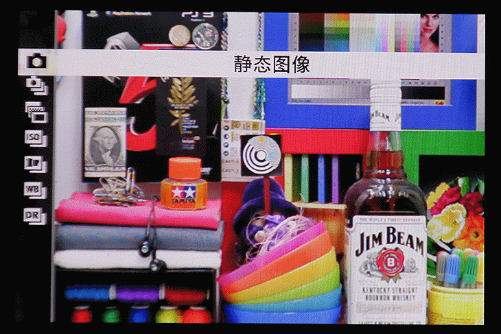 丰富的驱动模式,多种包围曝光很实用
