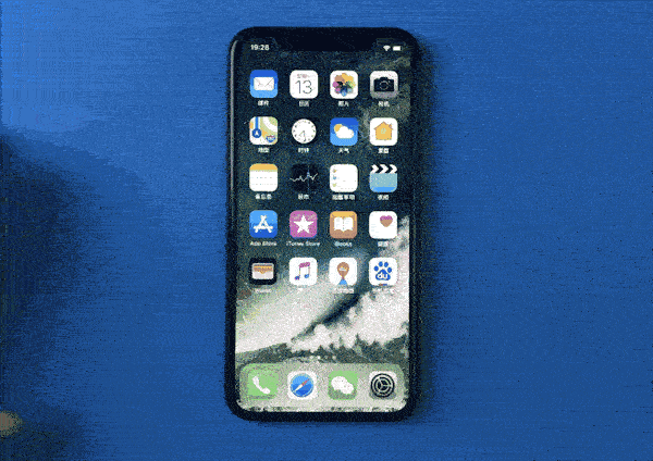 iPhoneX长按右侧边键呼出Siri