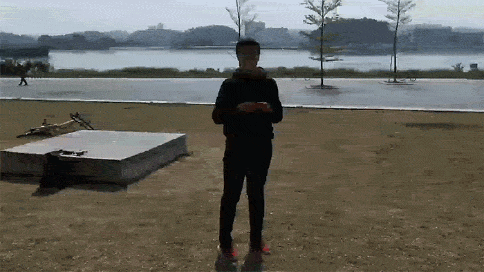 (室外手动环绕飞行)
