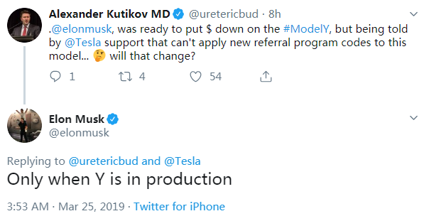 有网友问：“我已经为Model Y付了定金，但客服告诉我订购这款车型不能申请推荐码……这个可以改吗？”马斯克答：“只有Model Y投产后（才能改）。”