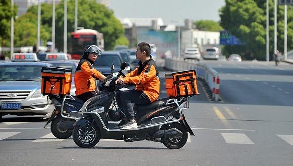 无锡外卖战中的骑手们：已成街头一景 头3天像在捡钱