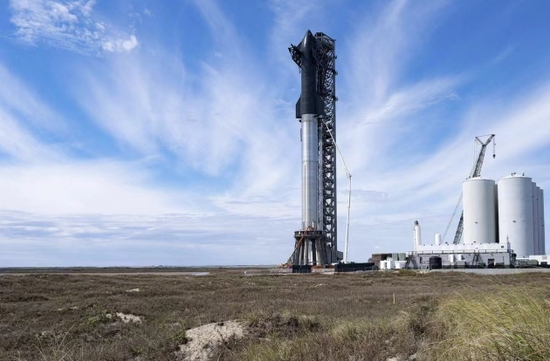 不过瘾？科技富豪买下SpaceX三趟航班：准备再去太空|SpaceX|太空|飞船