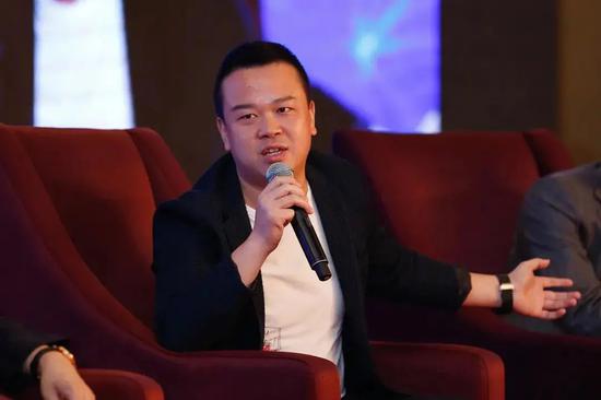 bt老总_老总办公室图片(2)