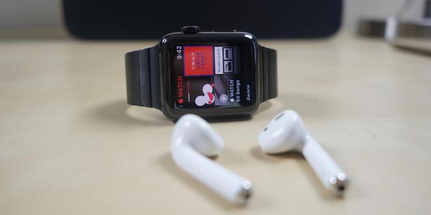 Apple Watch和Air Pods