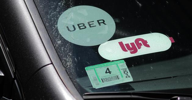 【博狗扑克】美国一网约车司机直播乘客:Uber已取消其运营资格 【博狗扑克】美国一网约车司机直播乘客:Uber已取消其运营资格