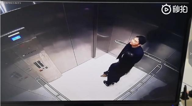 疑刘强东案监控视频曝光,美警方回应:无法确认真伪