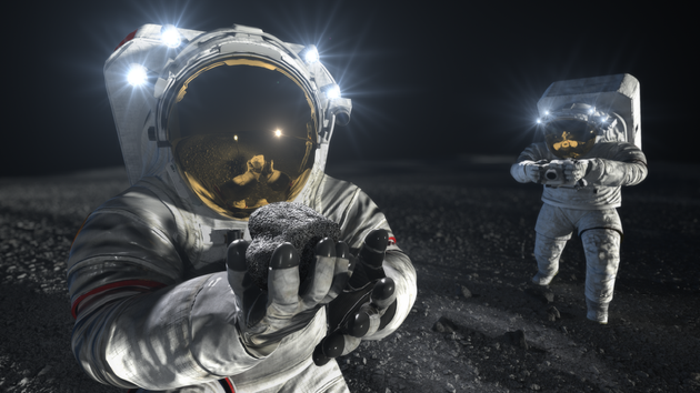 NASA与商业企业合作开发新太空服，提高月球上的行走能力|NASA|月球