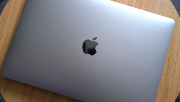 外媒上手13寸新MacBook Pro:键盘和性能是最大亮点