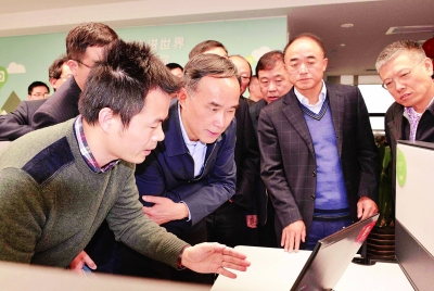 常小兵赴安徽电信调研:光改要一步到位