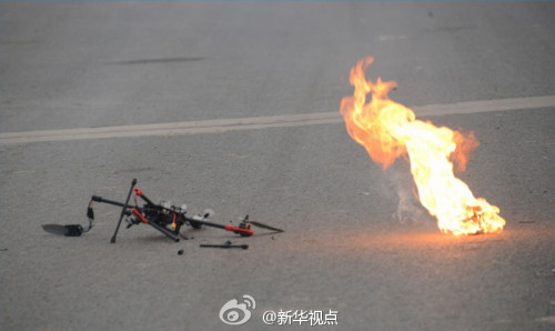 中国工程物理研究院等单位研发的激光系统(上图)可击落小型飞行器(上图)图片来源:新浪军事