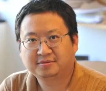 陈雁北( Yanbei Chen),美国加州理工学院物理学教授,主要从事引力波研究,LIGO科学合作组织成员。
