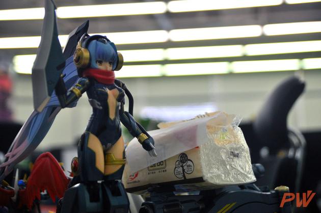 手办和纸巾是A站办公室最常出现的小玩意儿