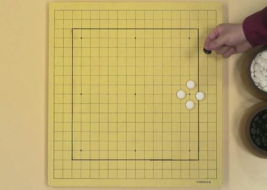 围棋人机:人机围棋大战看不懂?规则似战争有四种行棋逻辑
