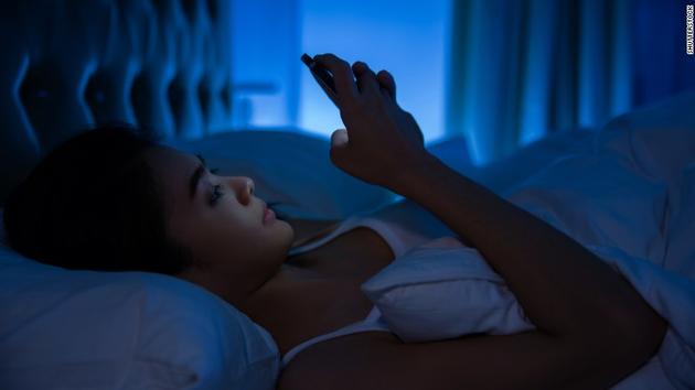 苹果手机夜间模式怎么设置