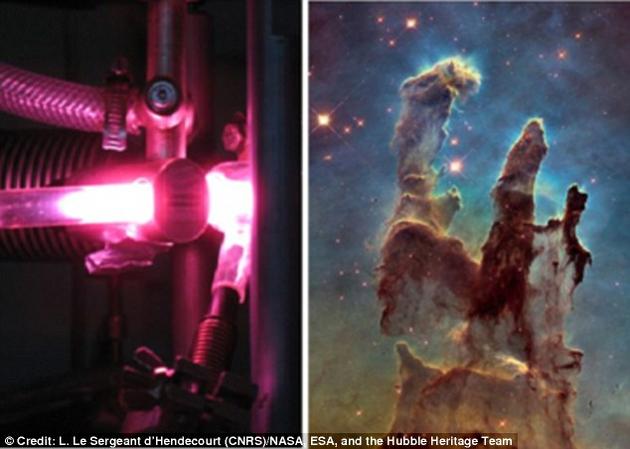 最近，法国尼斯化学研究所的科学家们首次证明核糖可以在彗星上的水冰中形成。RNA被认为是地球上出现生命的最早标志之一，但对于RNA本身的最初起源却仍然充满争议