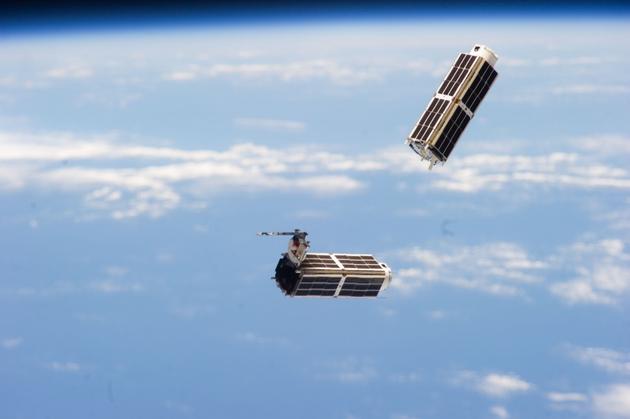 小可空间站:BEAM太空舱对接空间站银河系穷游时代到来? PlanetLabs通过国际空间站释放的微型卫星“鸽子”入轨场景