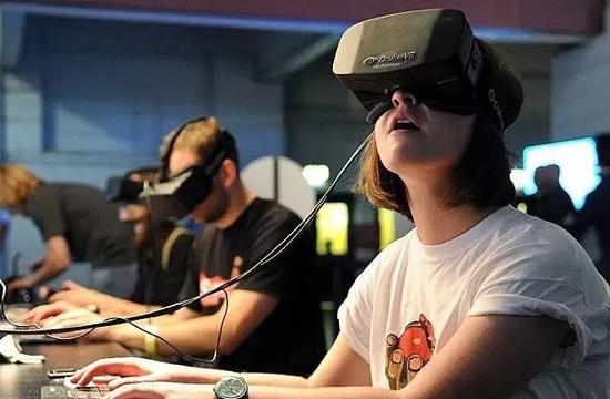 复星昆仲杨光：VR行业四大痛点