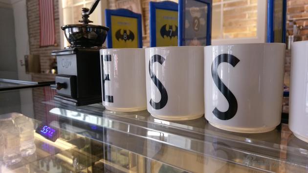 ��������