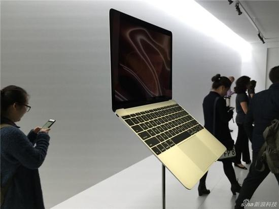 苹果玫瑰金:2016款苹果MacBook评测:玫瑰金才是第一生产力 去年发布之初 新MacBook的轻薄令人印象深刻