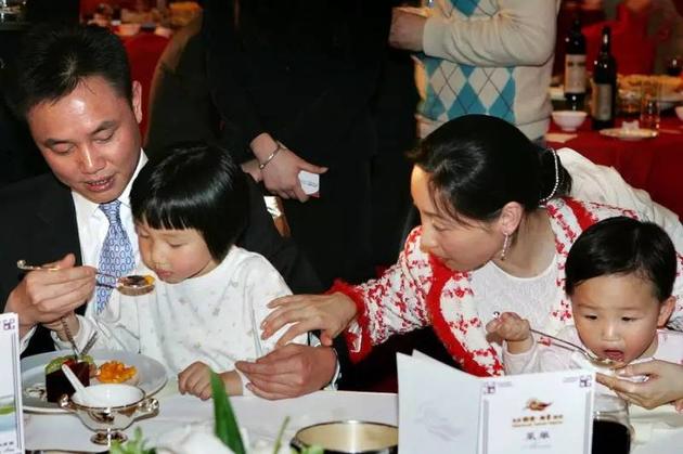 杜鹃老公:中国好老婆杜鹃:等老公出来要给他一个更好的国美