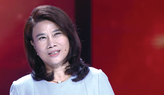 老总的女人_老总办公室(3)