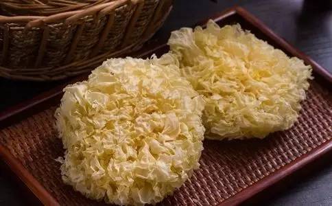 银耳泡一晚上可以吗 (图片来自网络)