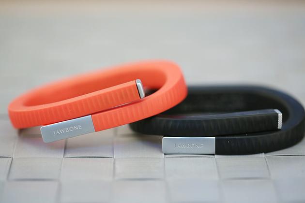 可穿戴鼻祖Jawbone陷困境:传运动手环停产 转让音响业务