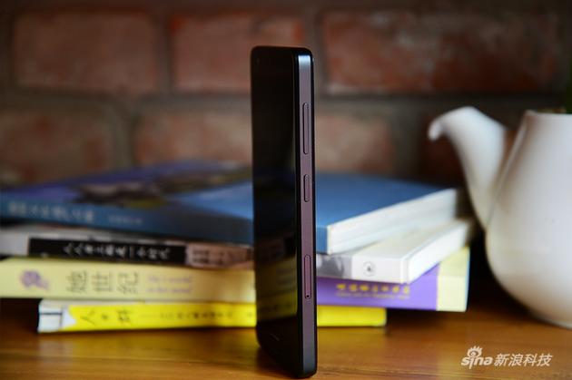 zukz2:联想ZUK Z2评测:原来常程才是罗永浩的铁粉 非对称设计