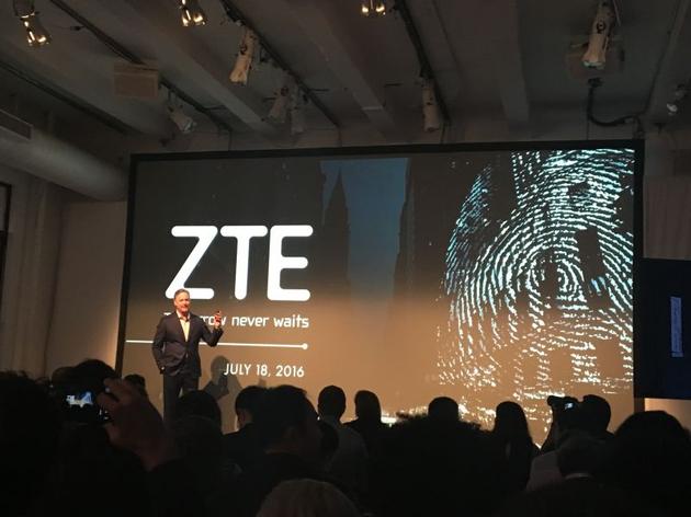 中兴纽约发布ZMAX PRO:6英寸巨屏 99美元|中