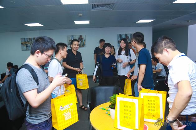 网友的活动奖品与随手礼