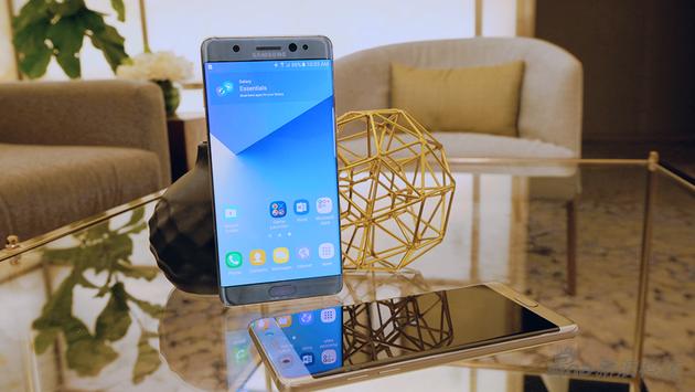三星最新的Note 7手机