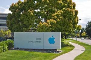 ����¢�ϲ��ŵ���ƻ�� ���Ӳ���iPhone�۸�