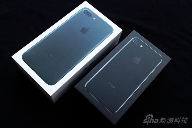 iPhone 7首发评测：苹果想说的远不止是两个黑色手机|苹果|黑色|iPhone_新浪科技_新浪网