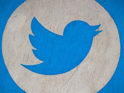 Twitter�������ͷ�������� ����Ѱ�ҳ���������³�·