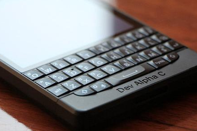 断头台上冤魂无数 手机上物理按键会是下一个吗?