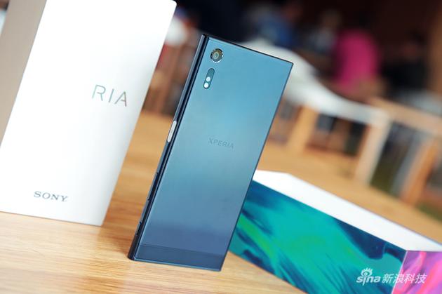 索尼xperia Xz评测 造型美好之外还有些固执的小缺憾 Xperia Xz 评测 新浪科技 新浪网